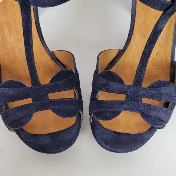 CHIE MIHARA Blue Suede T-strap Strappy Platform Sandals - Picture 10 of 13